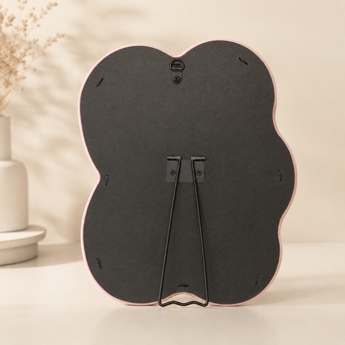 Dos du miroir Alma Rose poudré avec pied de support et système de fixation murale