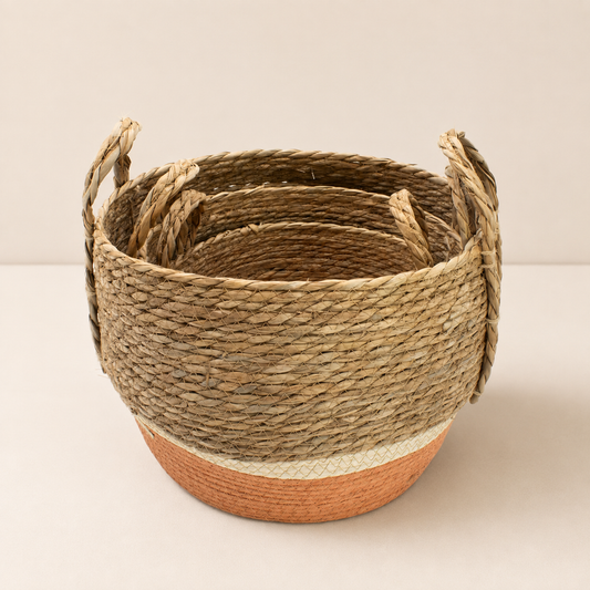 Paniers Caléa imbriqués en fibres naturelles tressées avec base terracotta